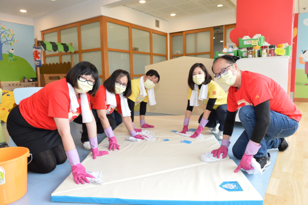 RMHC-CNY-cleaning-2